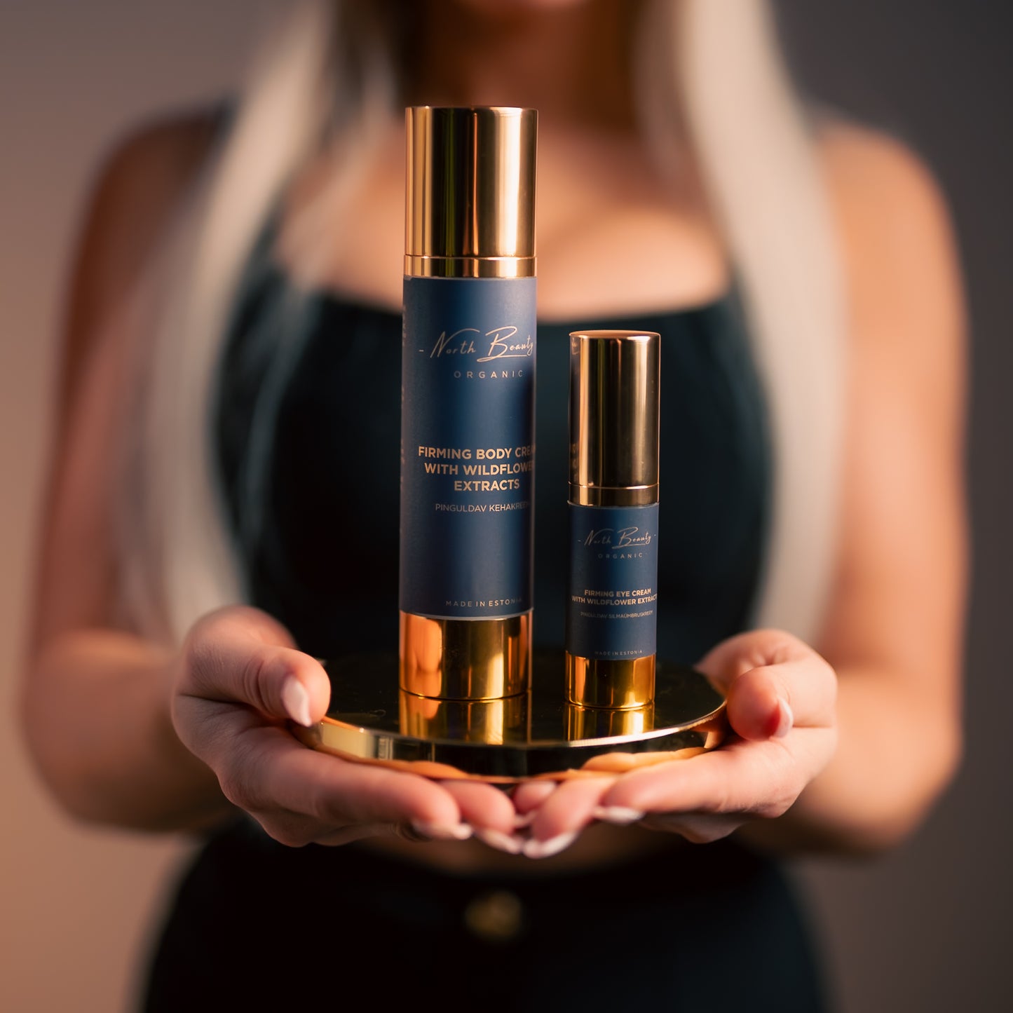 Detail of Firming Body Cream with Hyaluronic Acid and Flower Extracts, 100ml