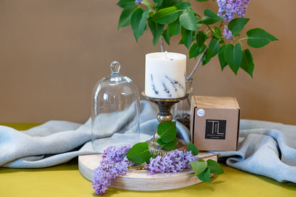 Detail of the pure white lavender wax and minimalist jar design