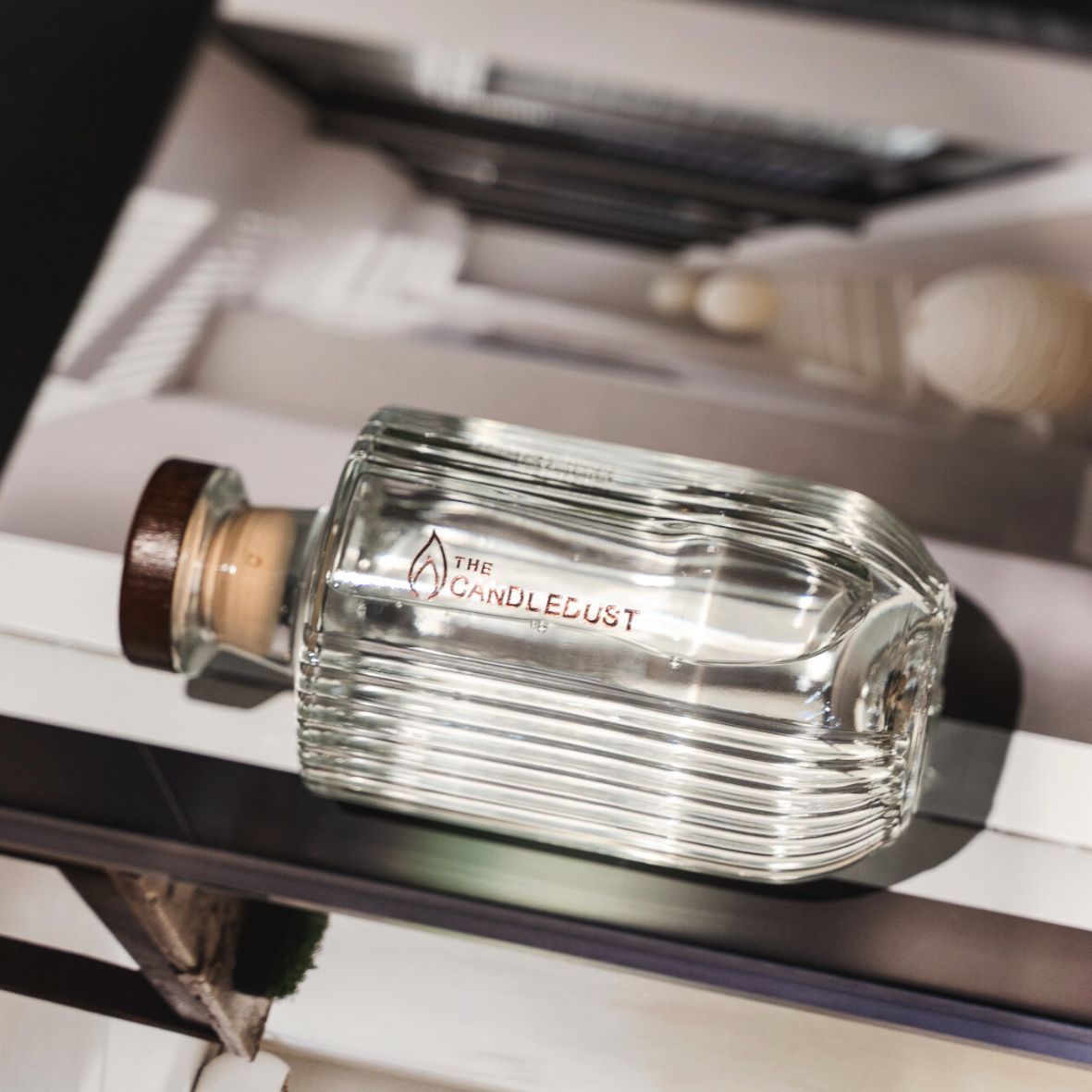 Detail of Luxurious Room Diffuser, 500ml - Breeze