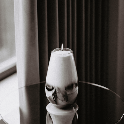 Minimalist eco-friendly unscented candle powder in 650g format