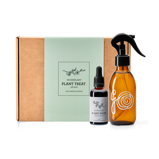 Generosa Plant Treat Gift Set with organic fertilizer and leaf shine spray - Sustainable gift box for healthy houseplants
