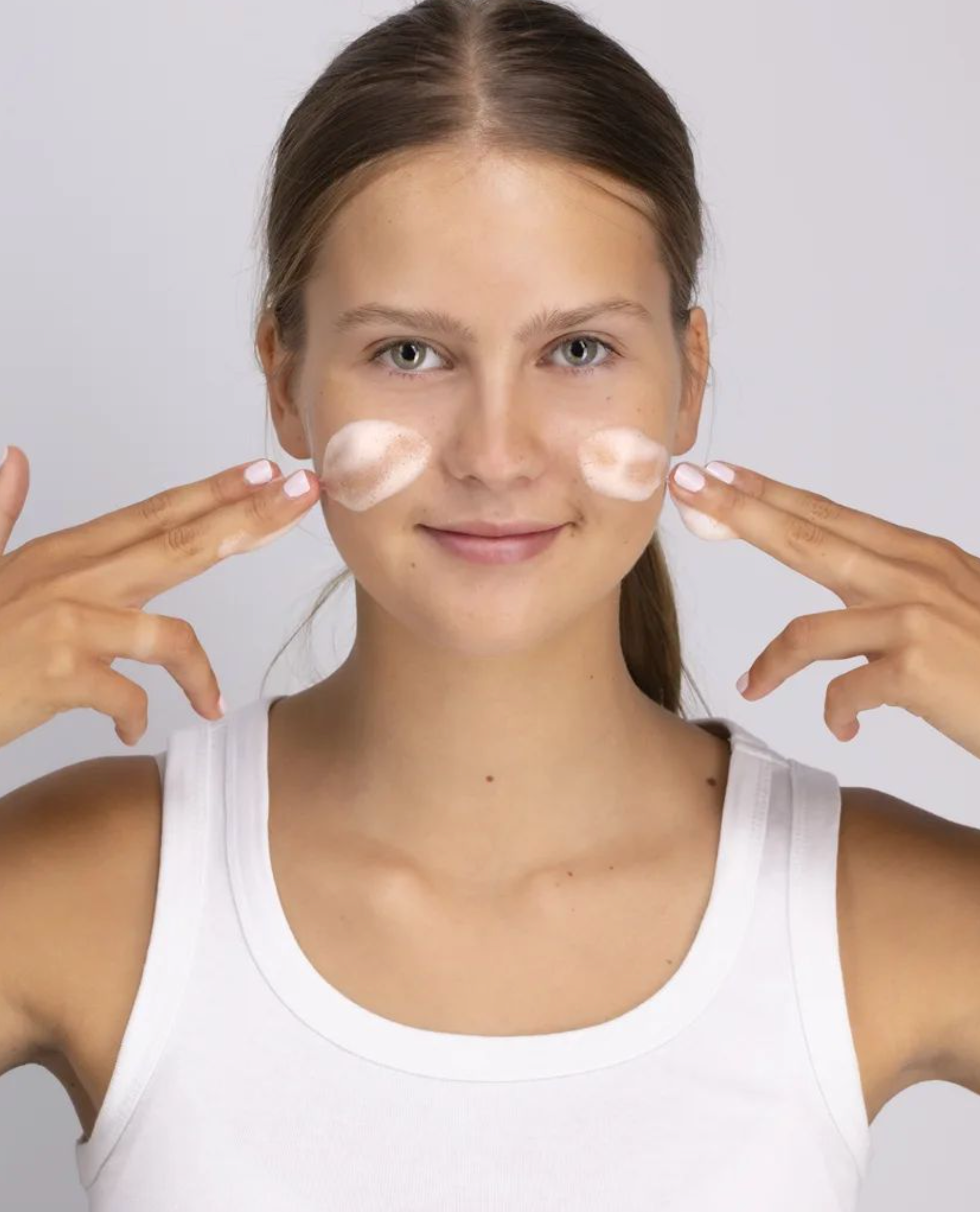 Face wash ritual with Berrichi Facial Cleansing FOAM