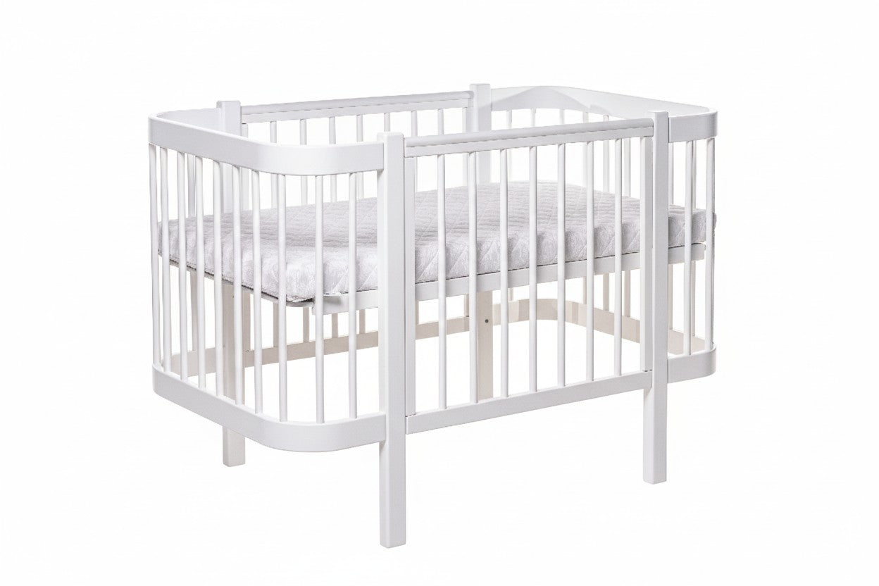 Complete KOTTO nursery set: Elin classic white baby crib with ergonomic mattress - Detail -