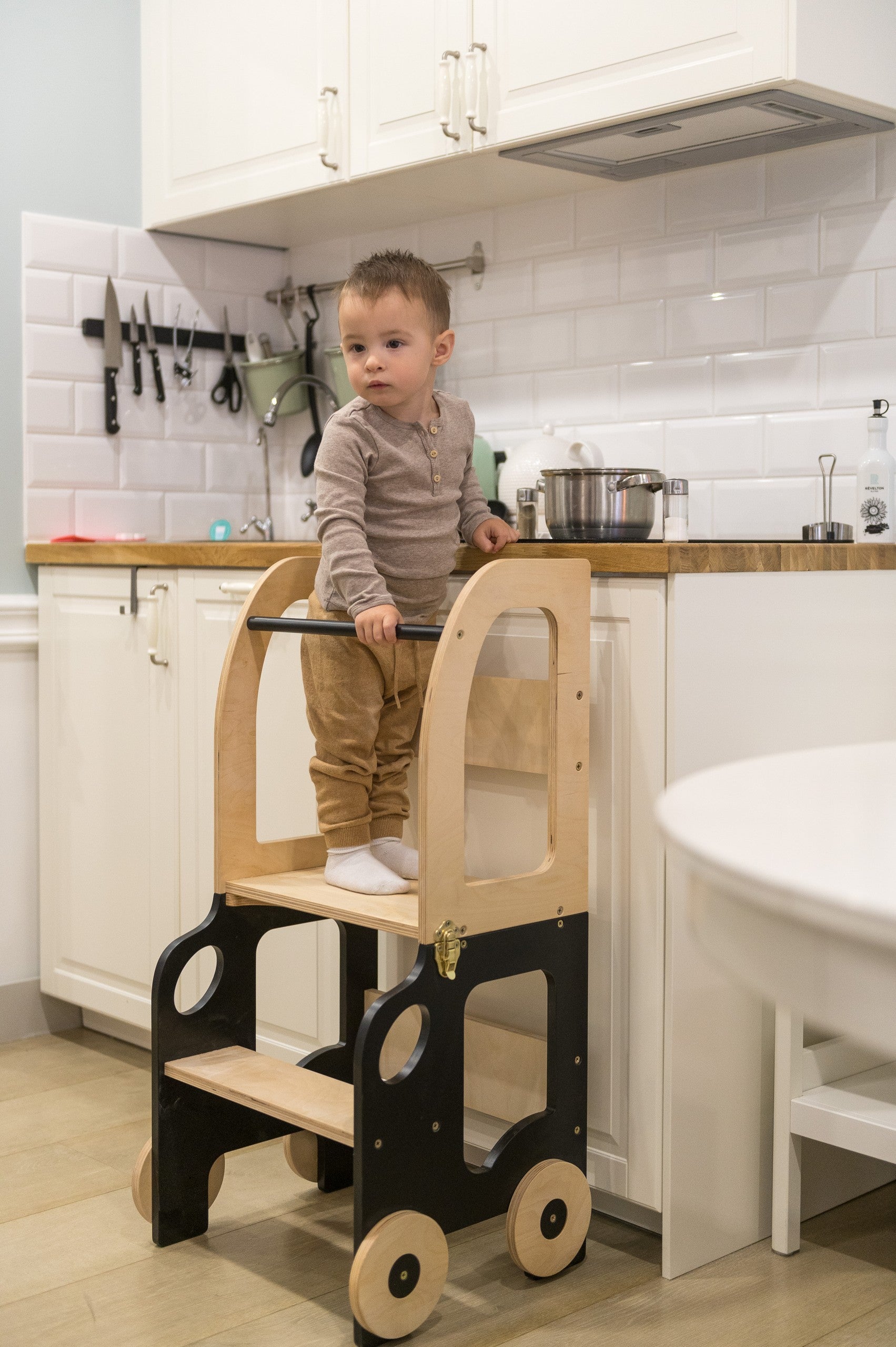 Car Kitchen Helper / Learning Table