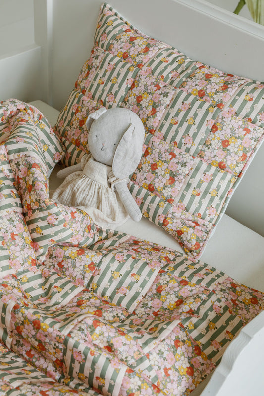 Moi Mili Green Garden Patchwork Set - Quilted cotton blanket and pillow set