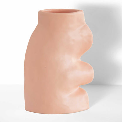 Handmade Fluxo ceramic vase in Pink with a unique gradient finish, crafted in Portugal. Contemporary sustainable home decor on That Green Store.