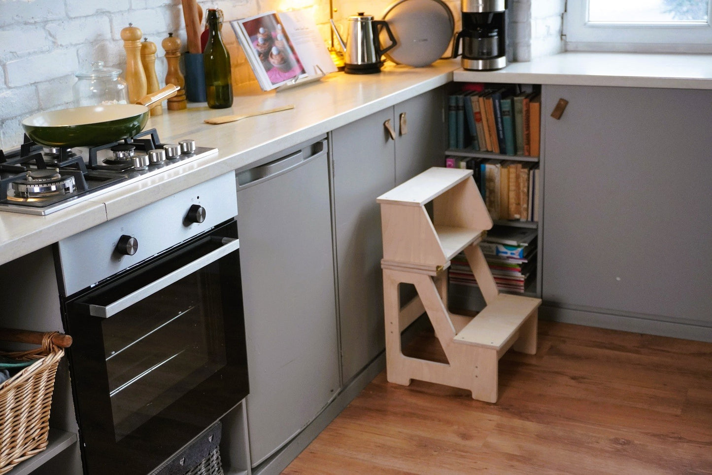 Folding Seat And Climbing Helper