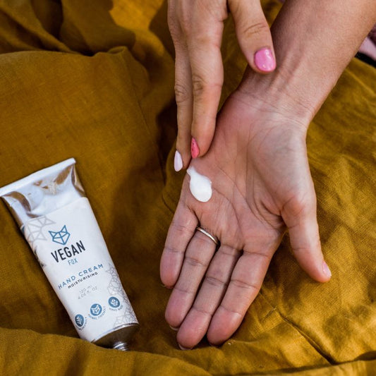 Texture of Vegan Fox Moisturising Hand Cream with Avocado Oil, 120 ml deeply hydrating hand cream for soft skin - That Green Store