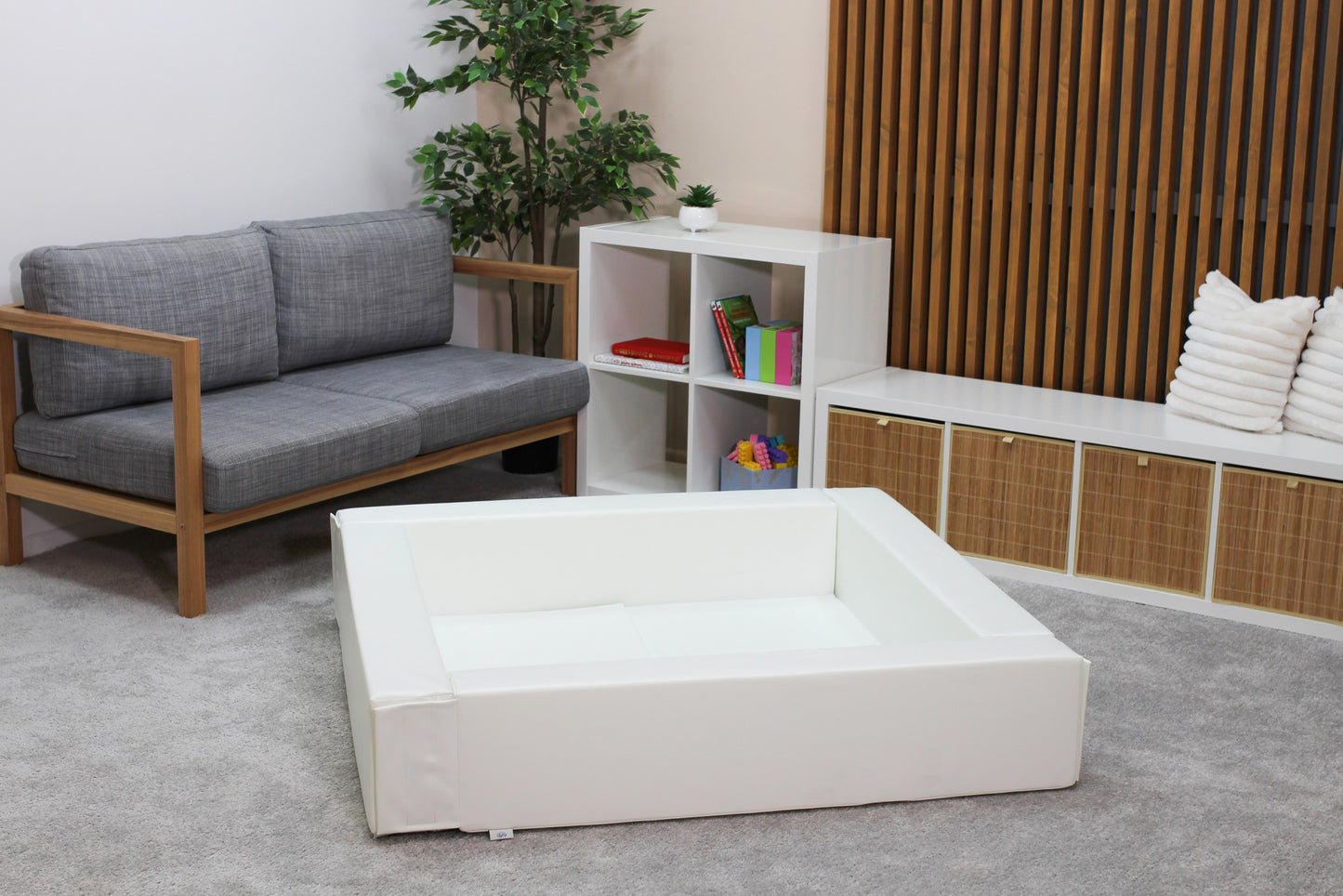 Soft Play Ball Pit - White