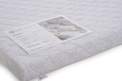 Close-up detail of the soft, zippered cover on the KOTTO Dreemsy mattress
