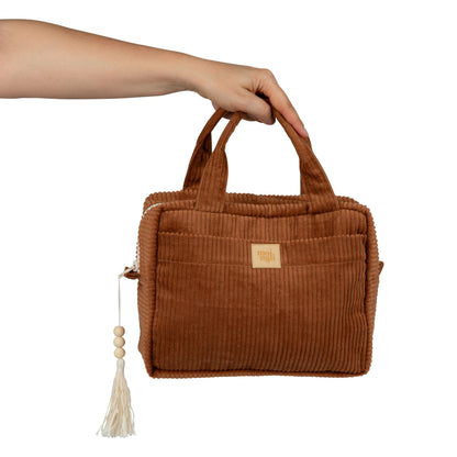 Cosy lifestyle: Caramel cotton organizer for maternity essentials