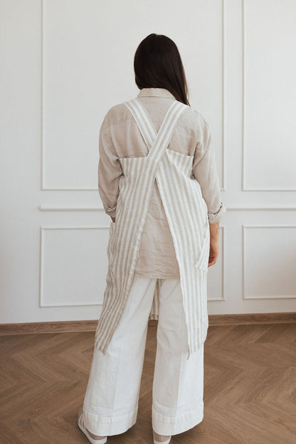 Linen Crossed Back Apron