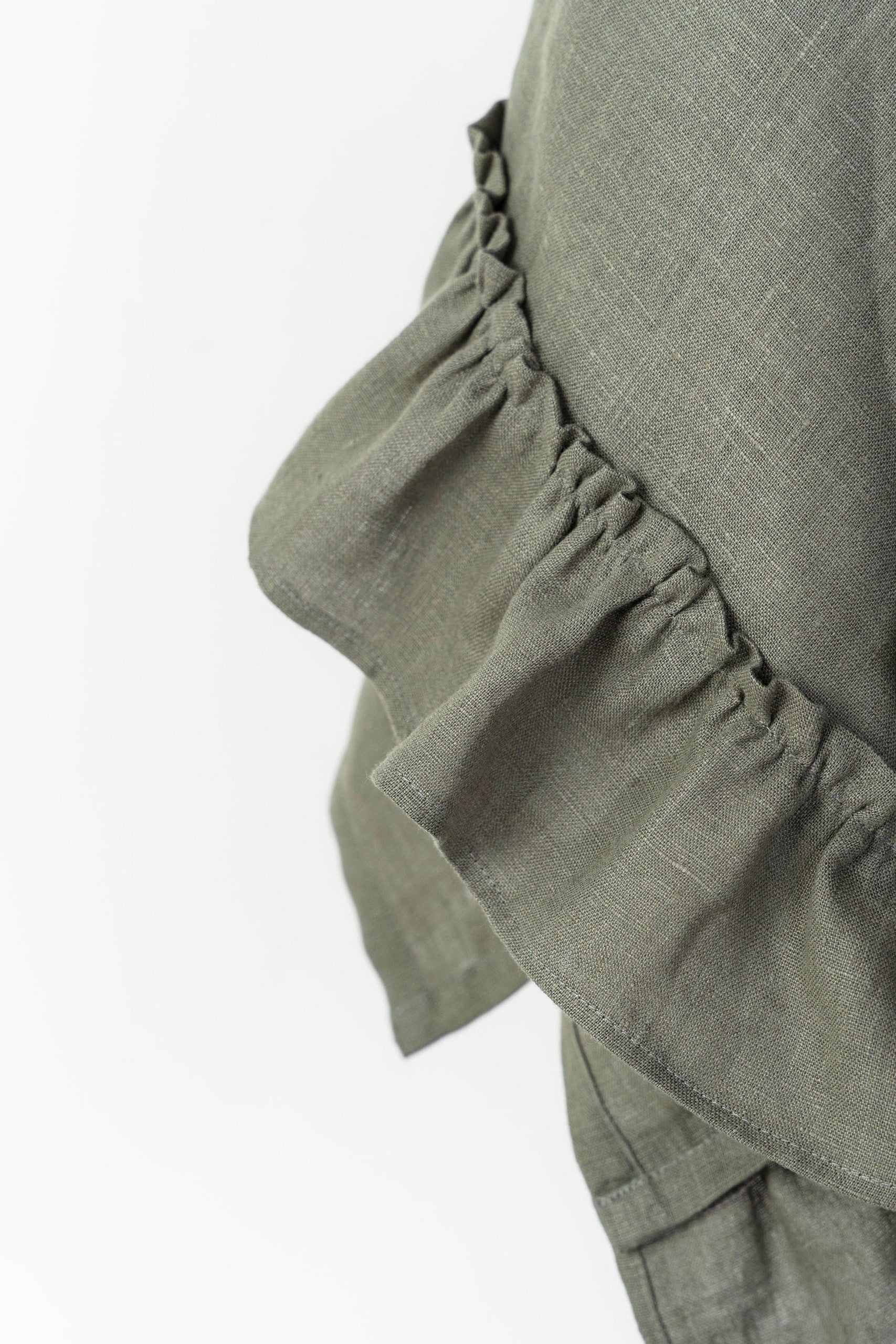 Linen Kitchen Towel With Ruffles