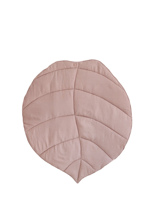 Moi Mili Leaf Playmat Powder Pink - Large leaf-shaped baby mat in organic cotton and linen