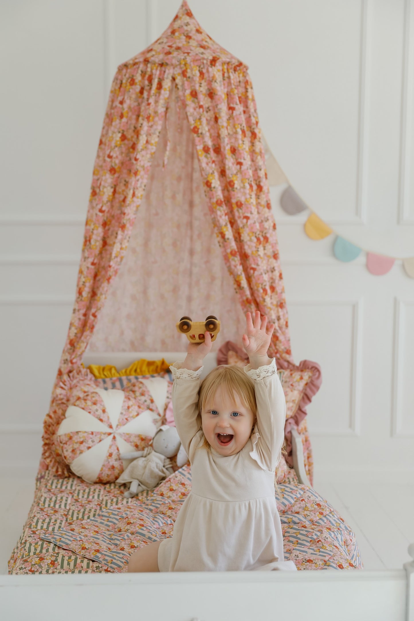 Kid Playing Moi Mili Spring Garden Organic Cotton Canopy - Floral print hanging bed canopy in 100% cotton