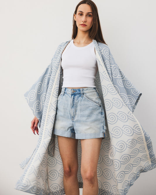 Elegant women's bamboo kimono in Blue for summer - Blue
