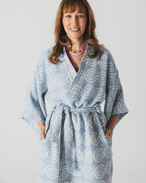 Breathable and airy beach cover-up for women - Blue