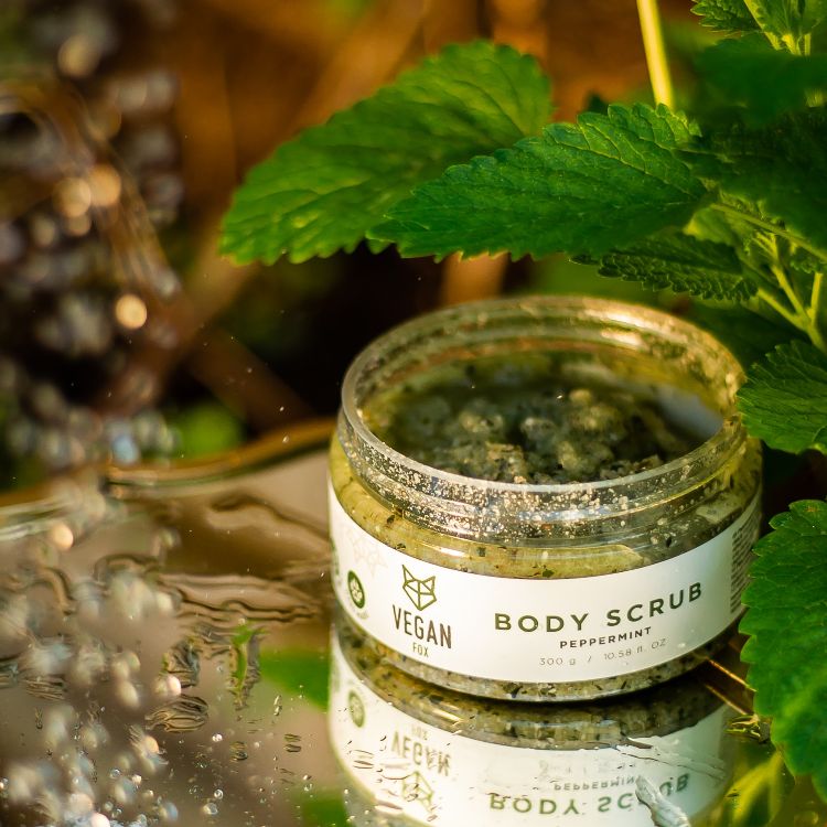 Detail of Vegan Fox Peppermint Body Scrub, 300 g natural exfoliating body scrub for smooth skin - That Green Store